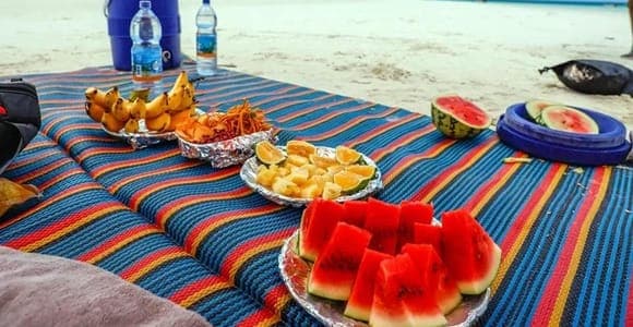 Fundu Lagoon sandbank and snorkelling